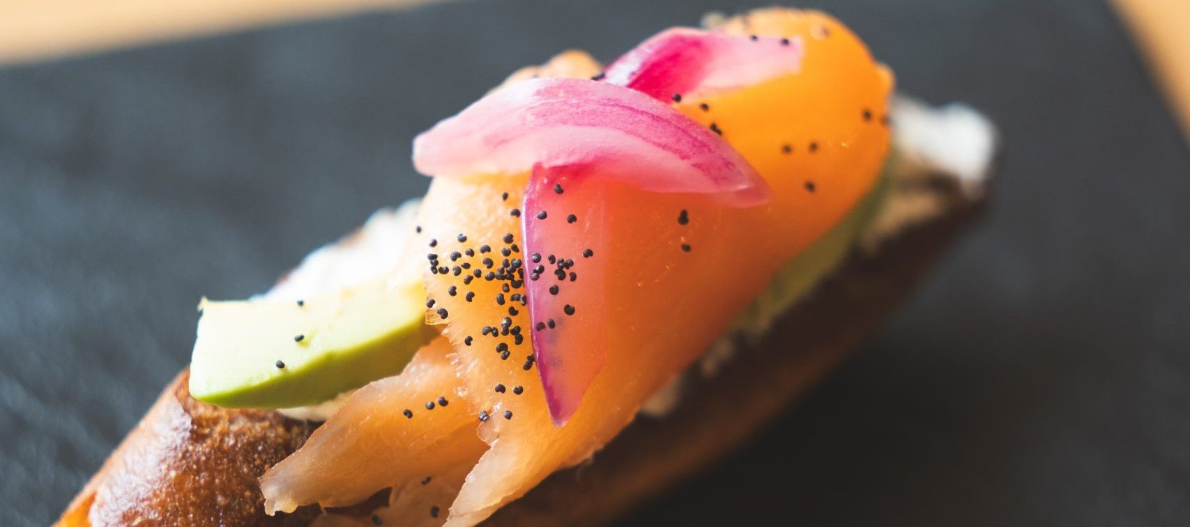 Plato con Pintxos en el Toloño